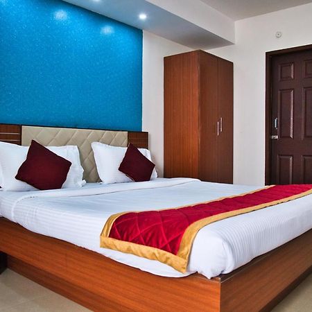 Business Inn Bangalore Exteriör bild